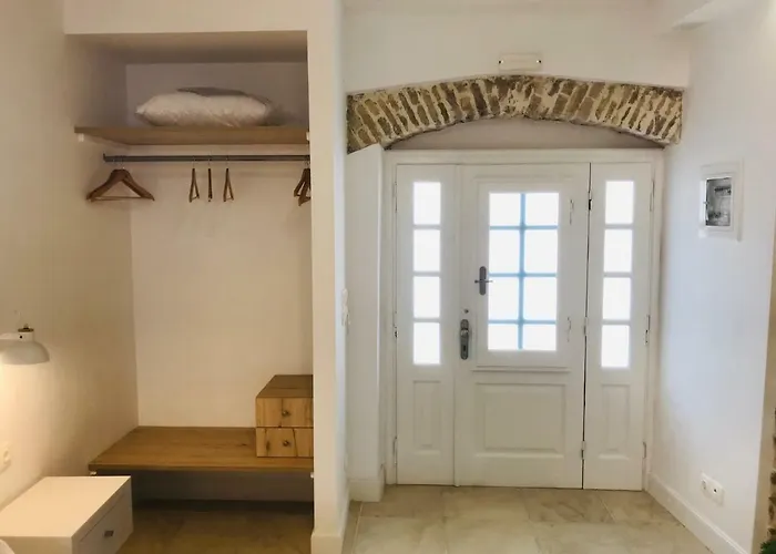 La Casa Del Barbiere Argyrades